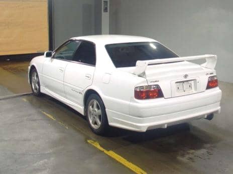 TOYOTA CHASER TOURERV 1998