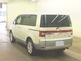 MITSUBISHI DELICA D:5 D PREMIUM 2014