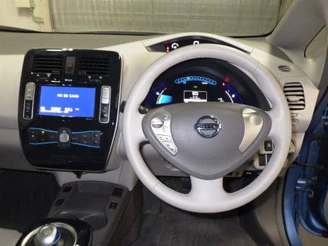 NISSAN LEAF X COLD WEATHER MODEL 2 2014