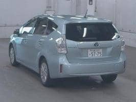 TOYOTA PRIUS ALPHA S 2013