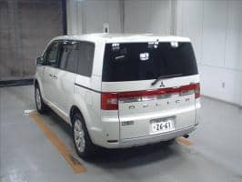 MITSUBISHI DELICA D:5 4WD G PREMIUM P LEATHER SEAT 2013
