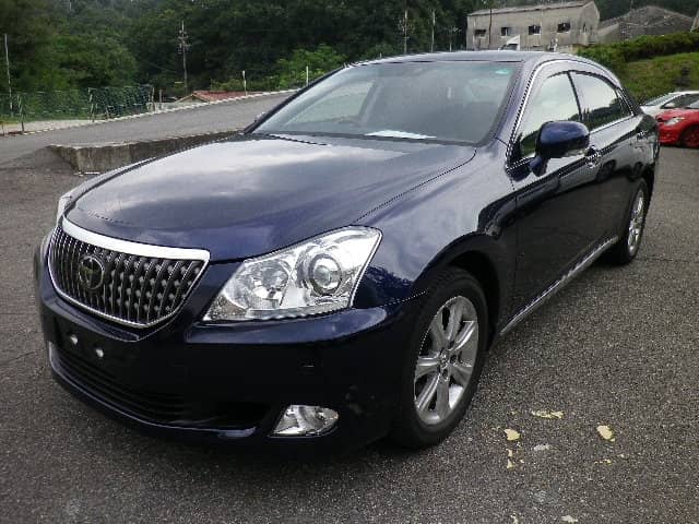 Toyota crown 2012