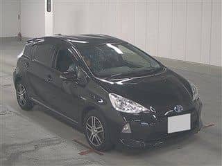 TOYOTA AQUA S 2013