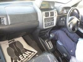 MITSUBISHI PAJERO IO 2000