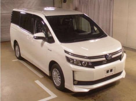 TOYOTA VOXY HYBRID V 2015
