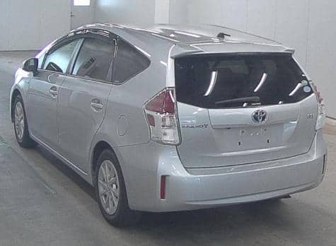 TOYOTA PRIUS ALPHA G 2015