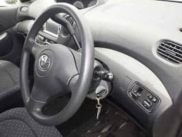 TOYOTA FUN CARGO X 2004