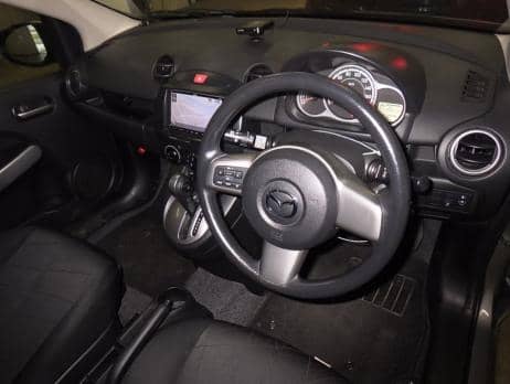 MAZDA DEMIO 13C 2014