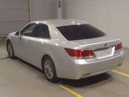 TOYOTA CROWN HYBRID ROYAL SALOON G 2015