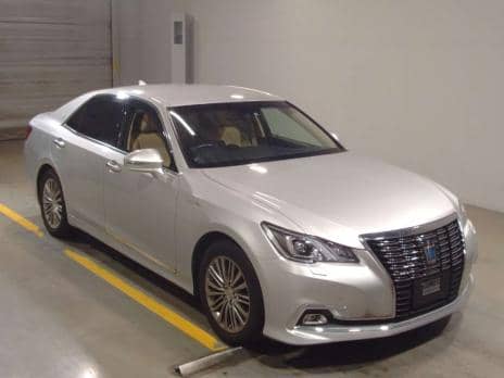 TOYOTA CROWN HYBRID ROYAL SALOON G 2015