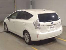 TOYOTA PRIUS ALPHA 2014